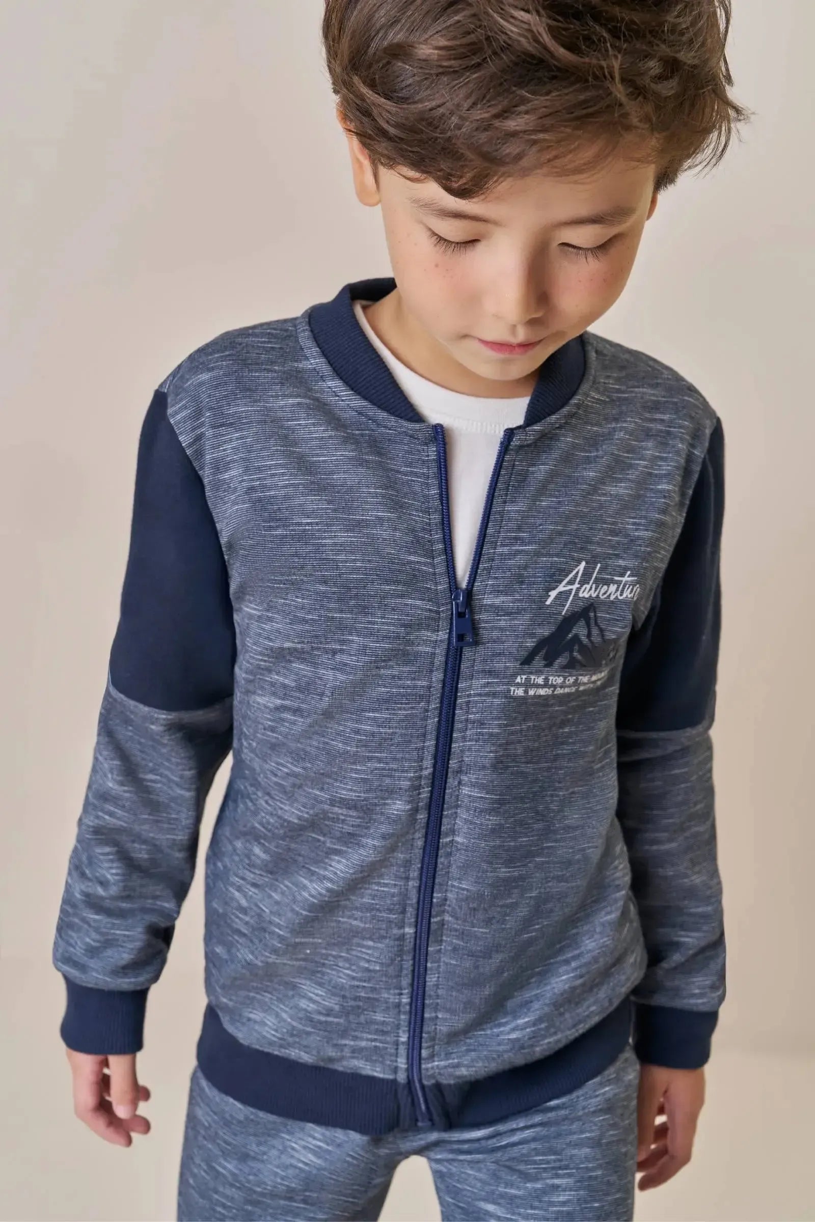 Conjunto de Jaqueta e Calça Jogger em Mesclado Bicolor com Elastano 90160 LucBoo Infantil Menino