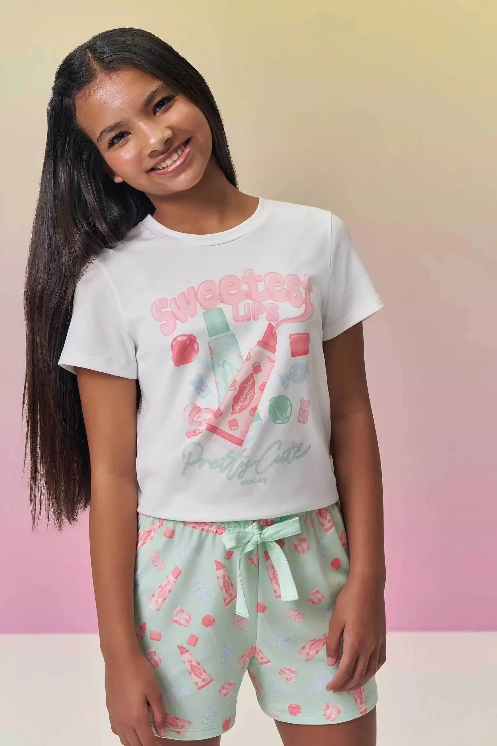 Conjunto de Pijama com Blusa em Malha Fresh e Shorts em Malha Comfy 95083 Vic&Vicky Teen Menina