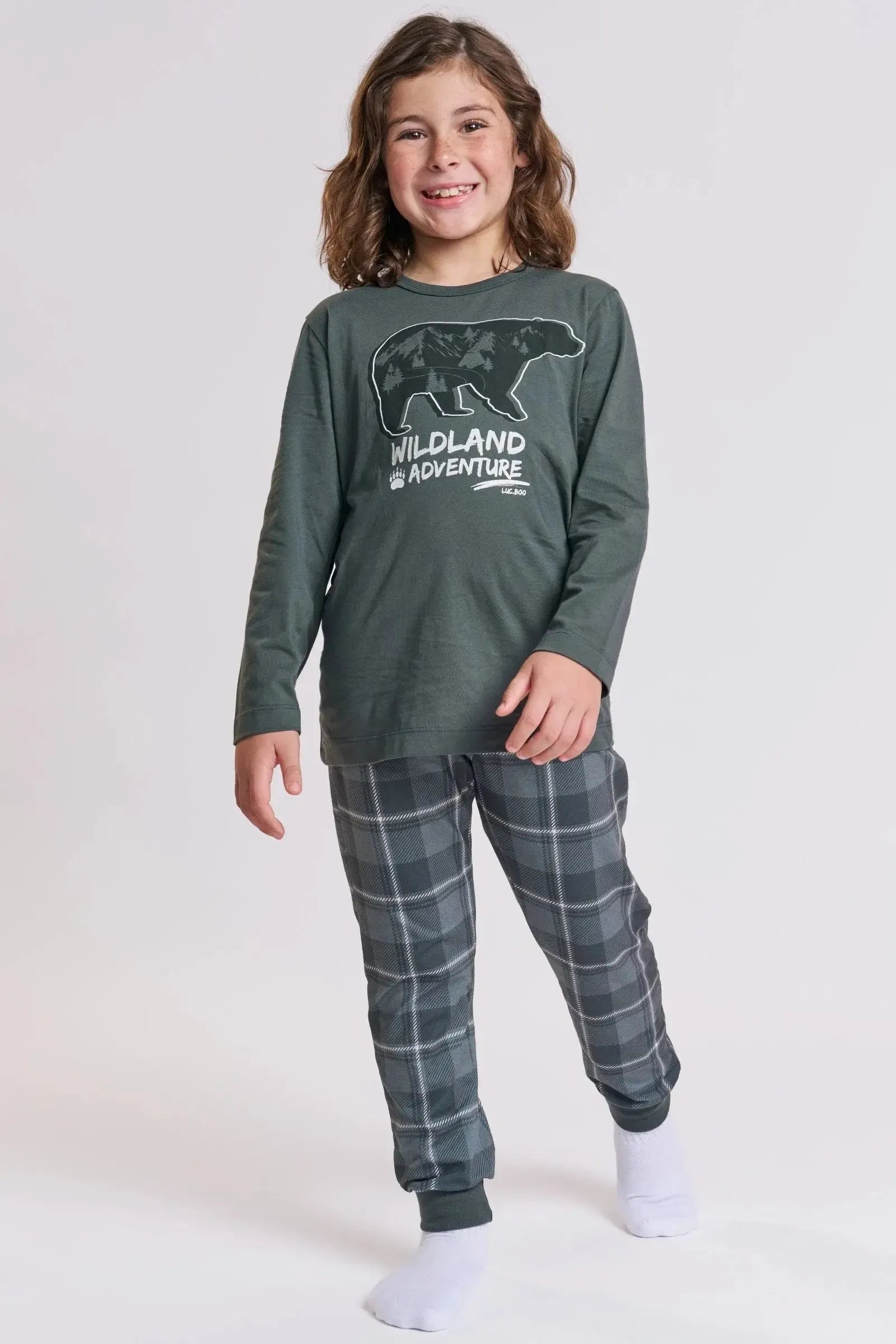 Conjunto de Pijama com Camiseta em Meia Malha e Calça em Malha Comfy 93417 LucBoo Infantil Menino