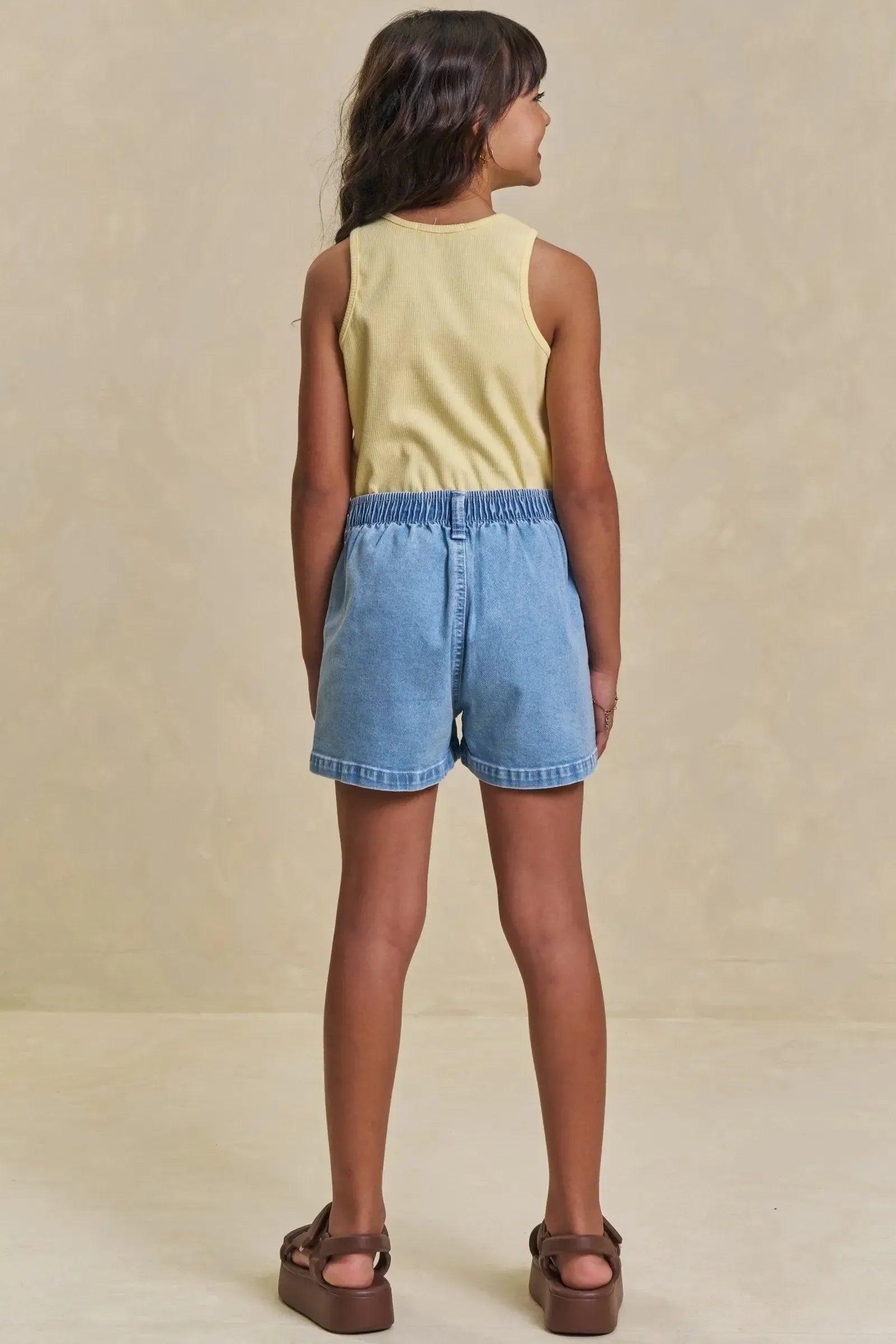Conjunto de Regata em Canelado Liz e Shorts em Jeans com Elastano 95639 Lilimoon Teen Menina