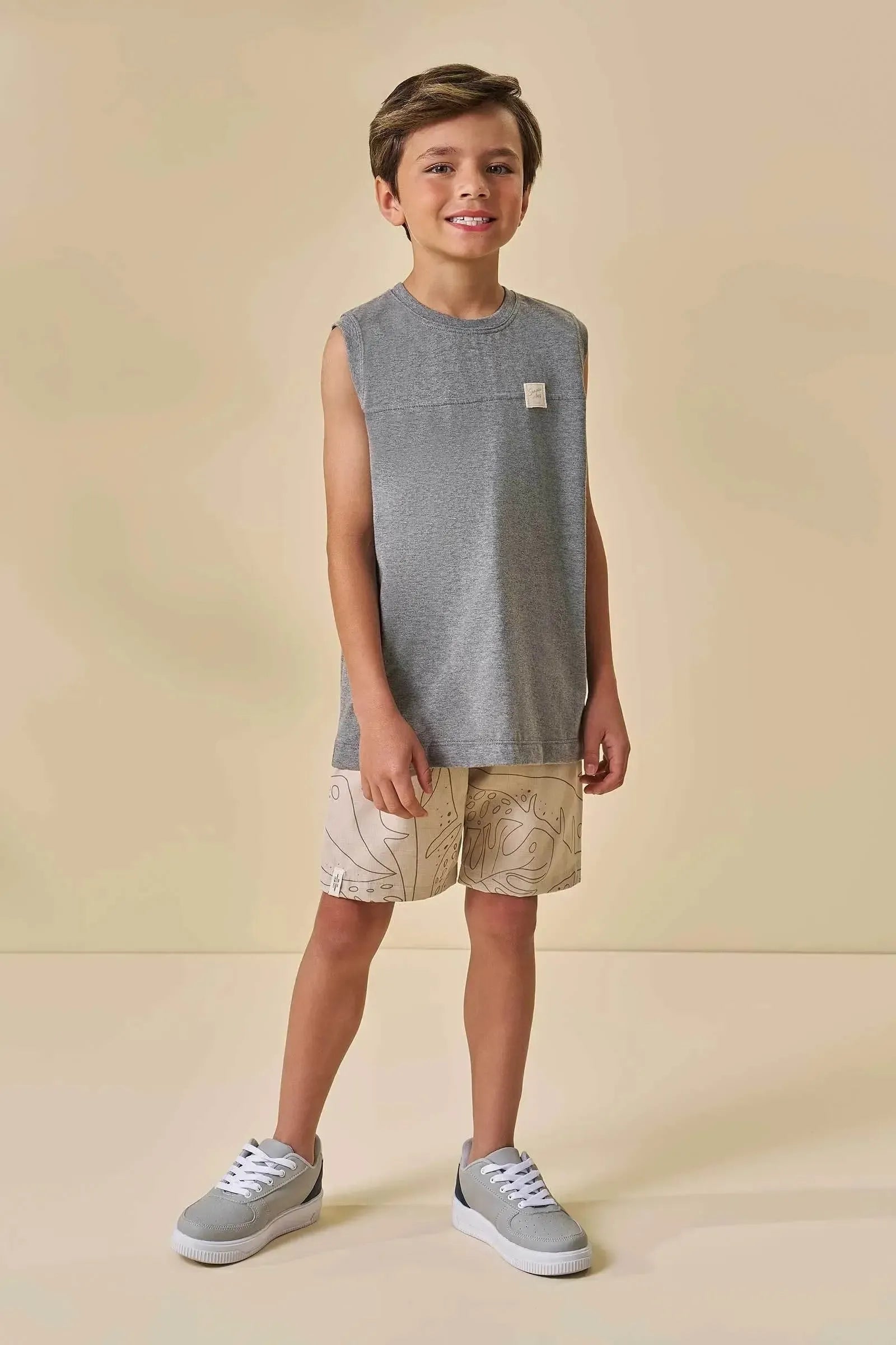 Conjunto de Regata em Meia Malha e Bermuda em Nylon 97163 LucBoo Infantil Menino