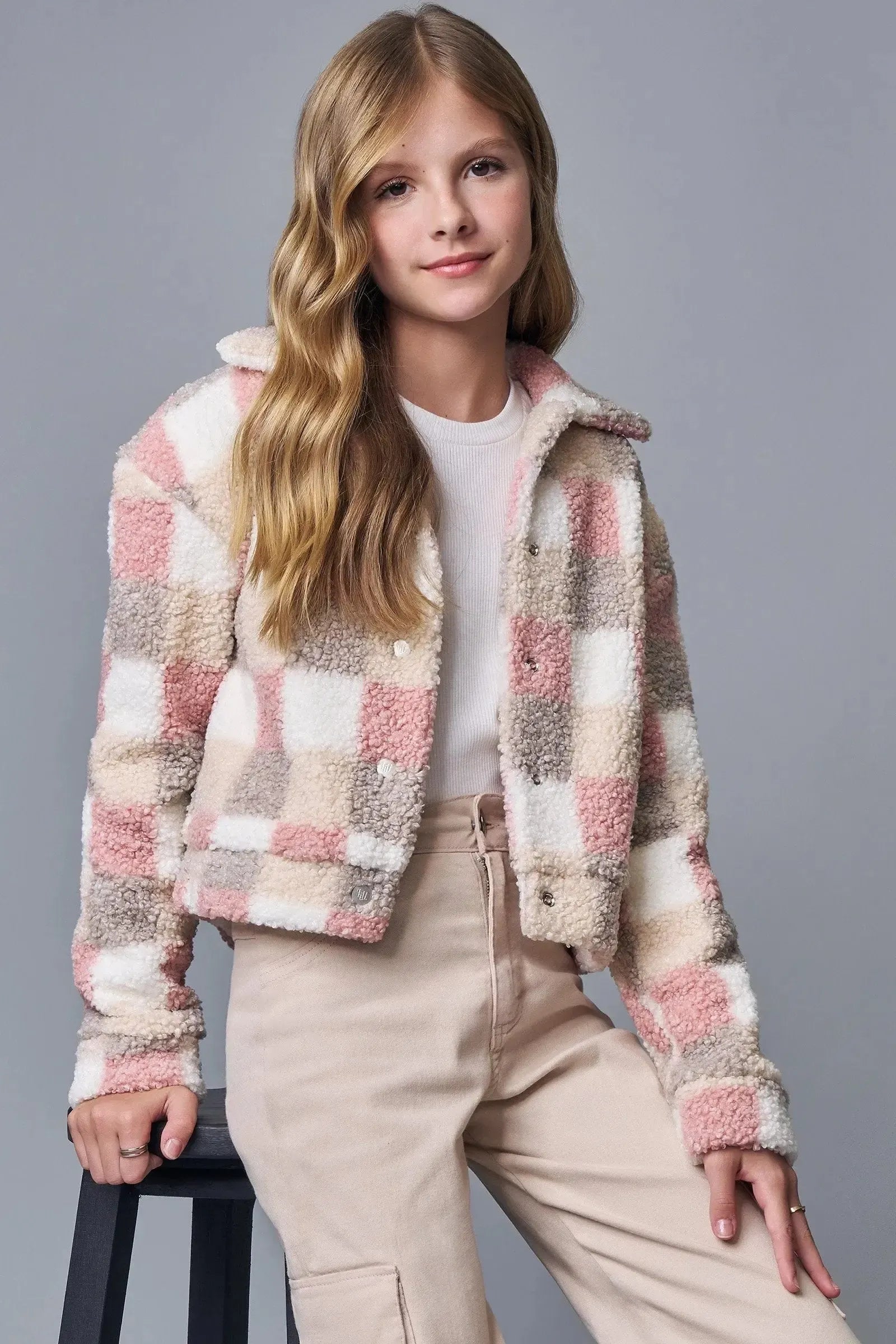 Jaqueta Boxy em Pelo Carneirinho 89430 Lilimoon Teen Menina