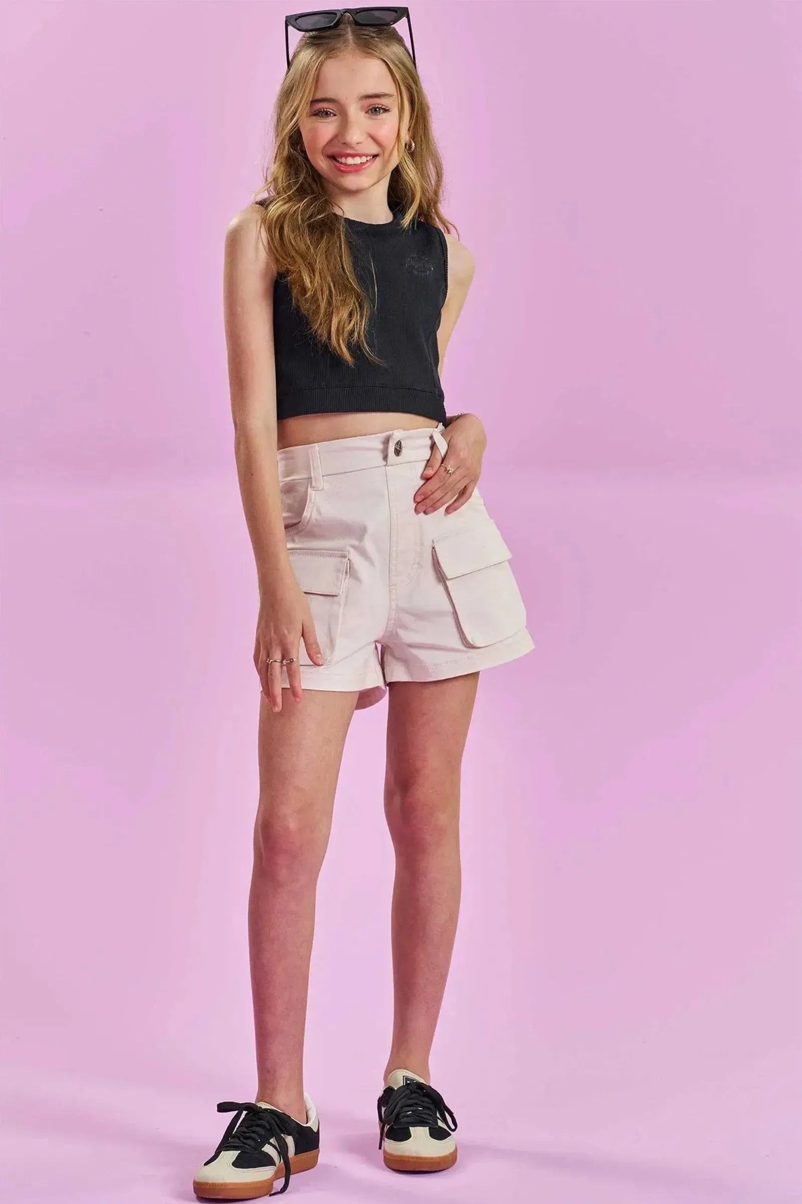 ÓCULOS DE SOL COM PROTEÇÃO UV400. ACOMPANHA CASE E ESTOJO PORTA ÓCULOS 84123 Lilimoon Teen Menina